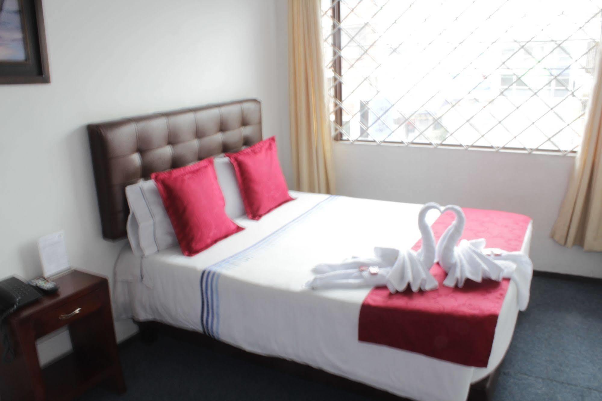 Hostel Av Suba 116 Bogota Ngoại thất bức ảnh