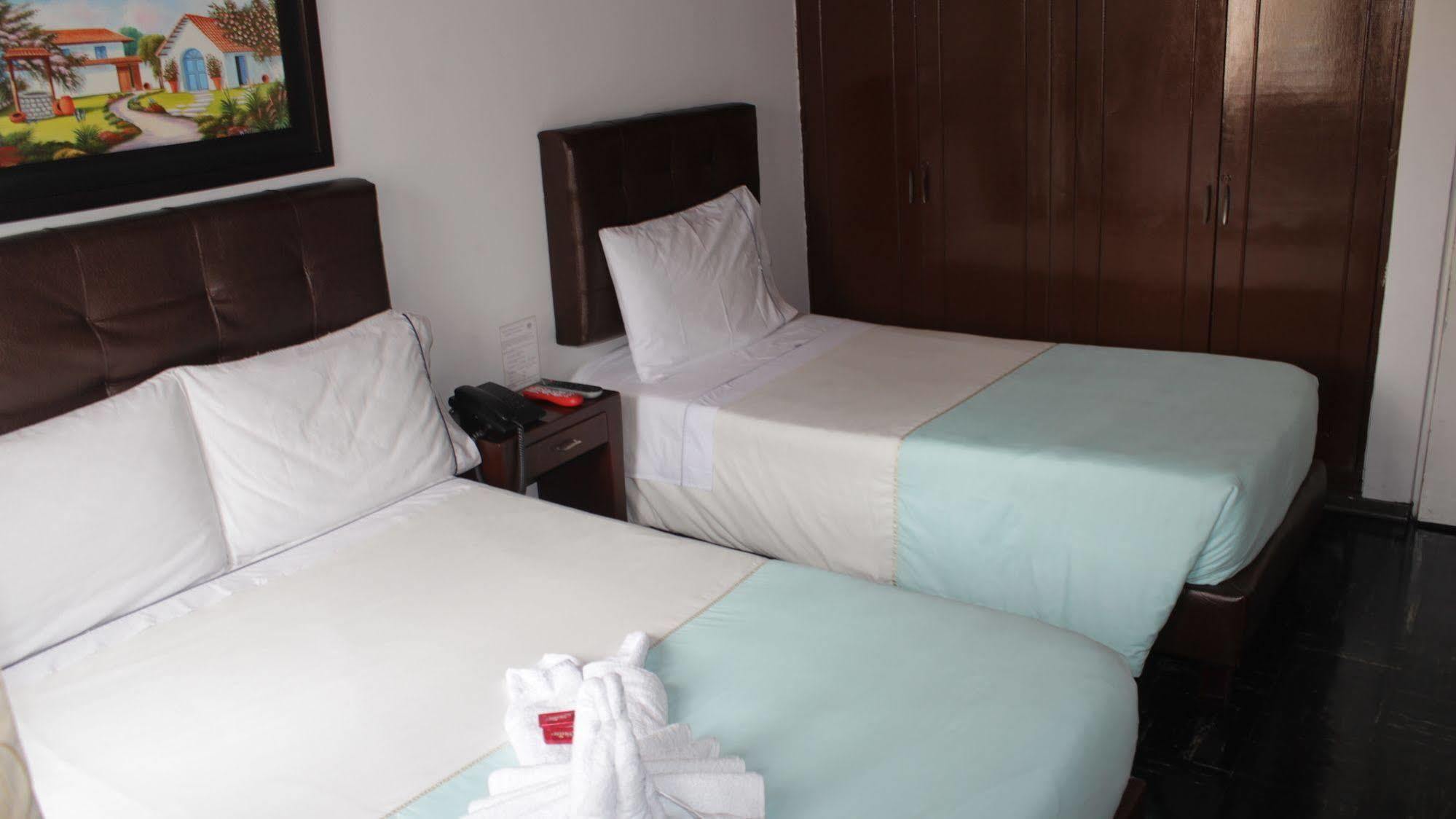 Hostel Av Suba 116 Bogota Ngoại thất bức ảnh