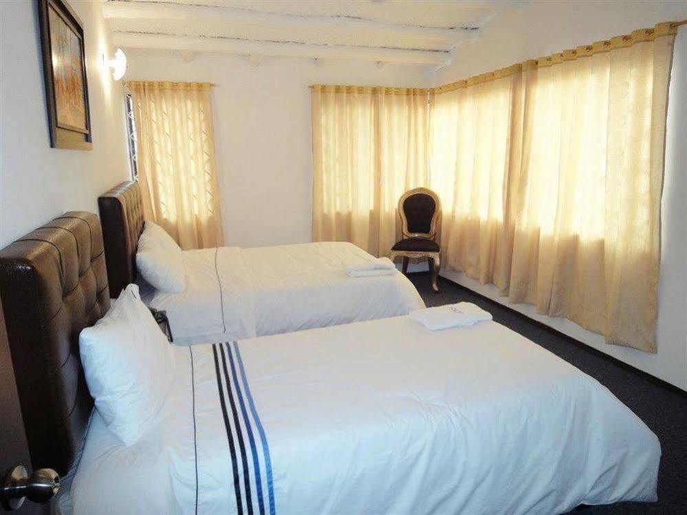Hostel Av Suba 116 Bogota Ngoại thất bức ảnh